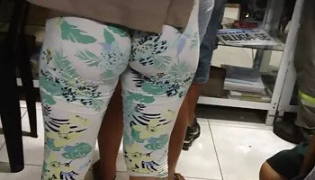 Tetona Negra BBW Gabbie Sin Garganta Profunda Una Polla Y Luego La Toma En Su Coño