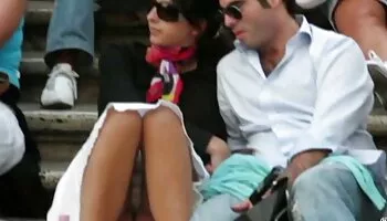 Candice Dare eyacula mientras monta una polla