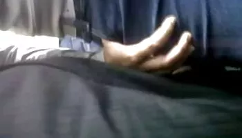 Nena loca se masturba duro