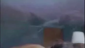 Lindo bebé asiático con grande