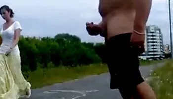 Gilf tetona rellena de polla negra gorda después de chuparla