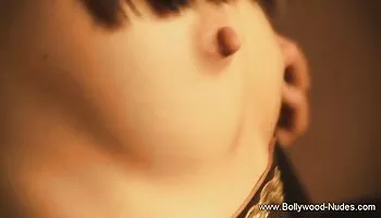 Deslumbrante trío hardcore con desagradable Aya Eikura