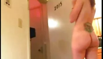 Ébano anal follada y azotado en la servidumbre
